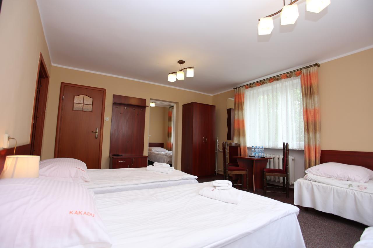 Kakadu Hotell 2*